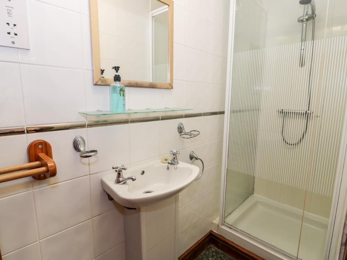 Ddol Helyg Farmhouse Llanrug Ngoại thất bức ảnh